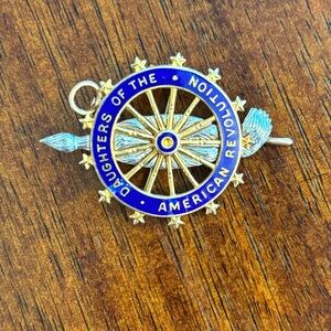 Caldwell 14k Gold Daughters of the American Revolution Pin